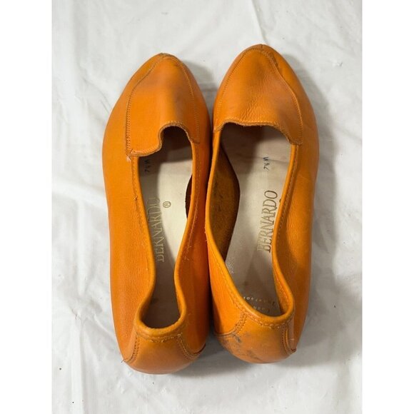 bernardo genesis women's loafers orange Size 7.5 - Picture 11 of 13
